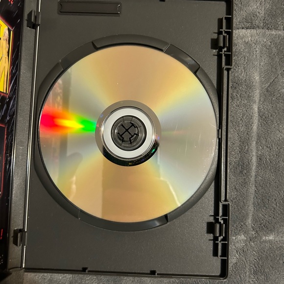 DVD/BLU RAY - BUNDLE 4 FOR $25 - SIN CITY - Picture 4 of 4